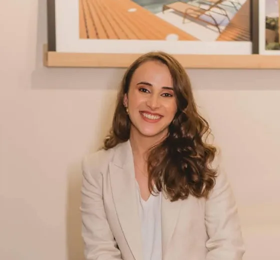 Escritório da Pertence Arquitetura — ambiente de trabalho com projetos e maquetes